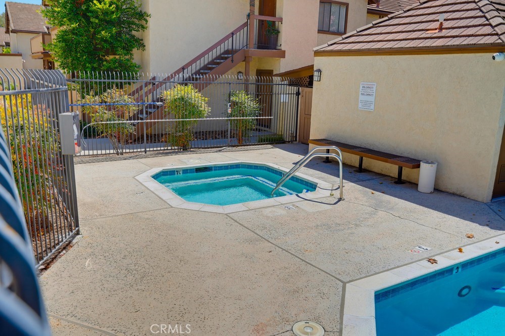 640 N Brea 68 Property Photo 39
