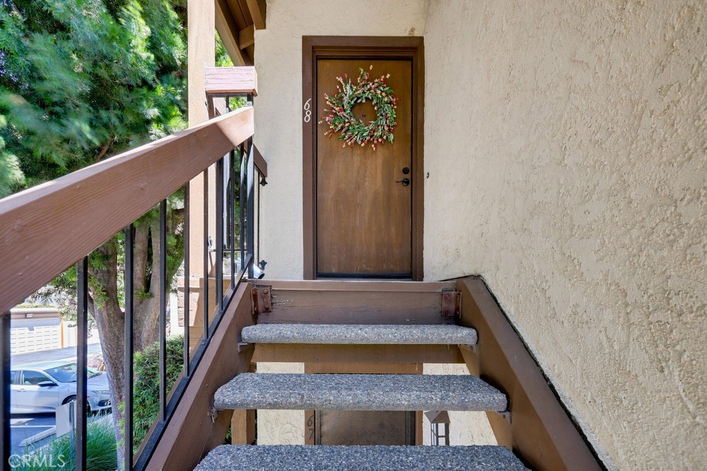 640 N Brea 68 Property Photo 41