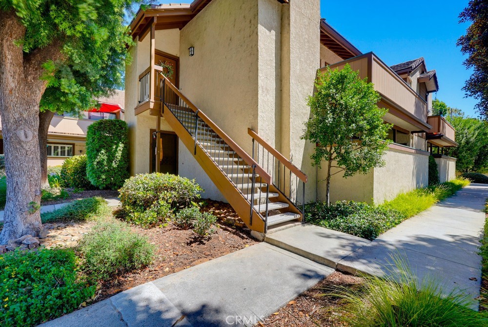 640 N Brea 68 Property Photo 43