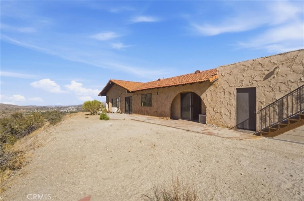 54026 Ridge Rd Property Photo 4