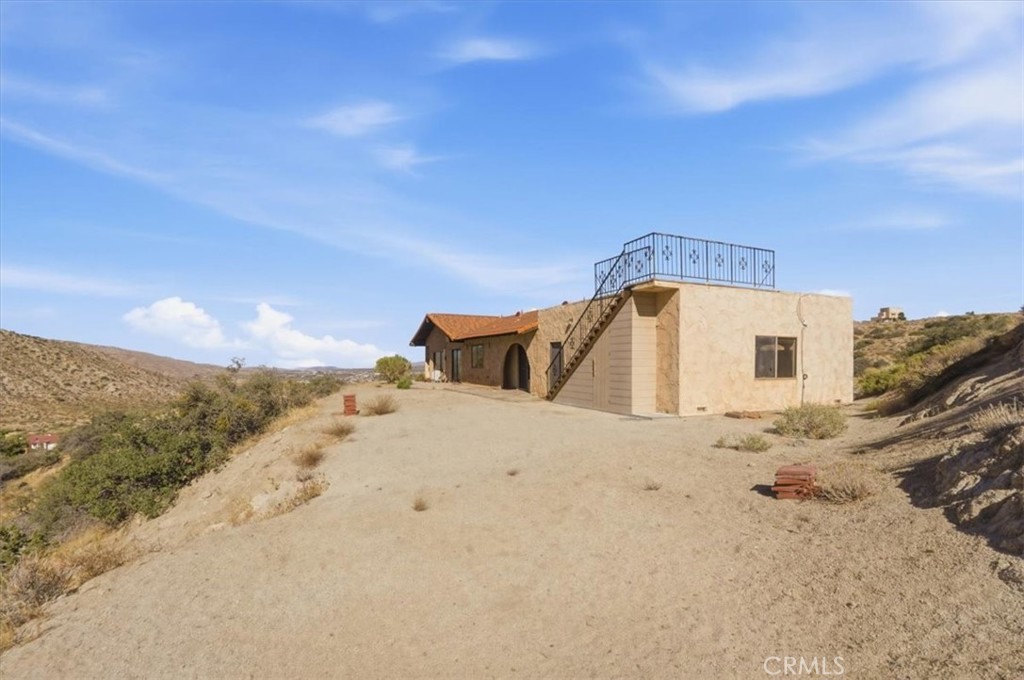 54026 Ridge Rd Property Photo 8