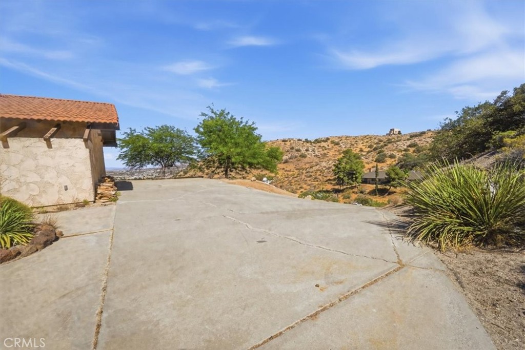 54026 Ridge Rd Property Photo 9