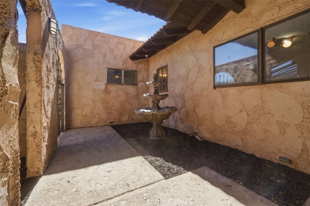 54026 Ridge Rd Property Photo 13