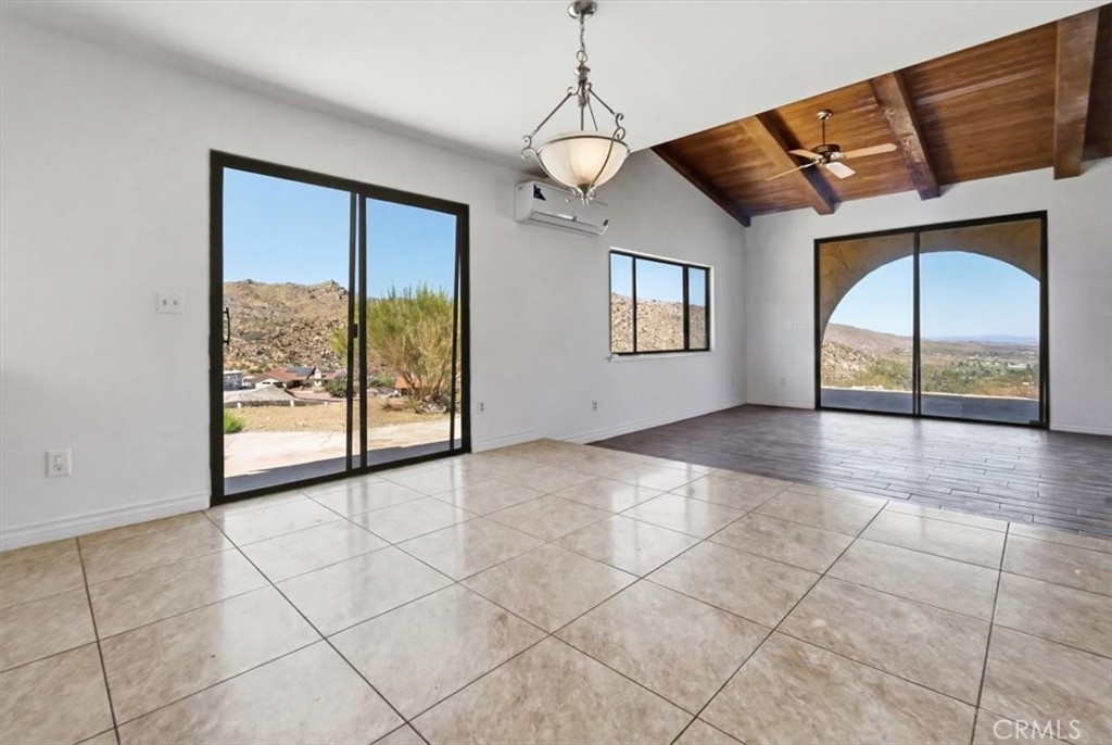 54026 Ridge Rd Property Photo 15