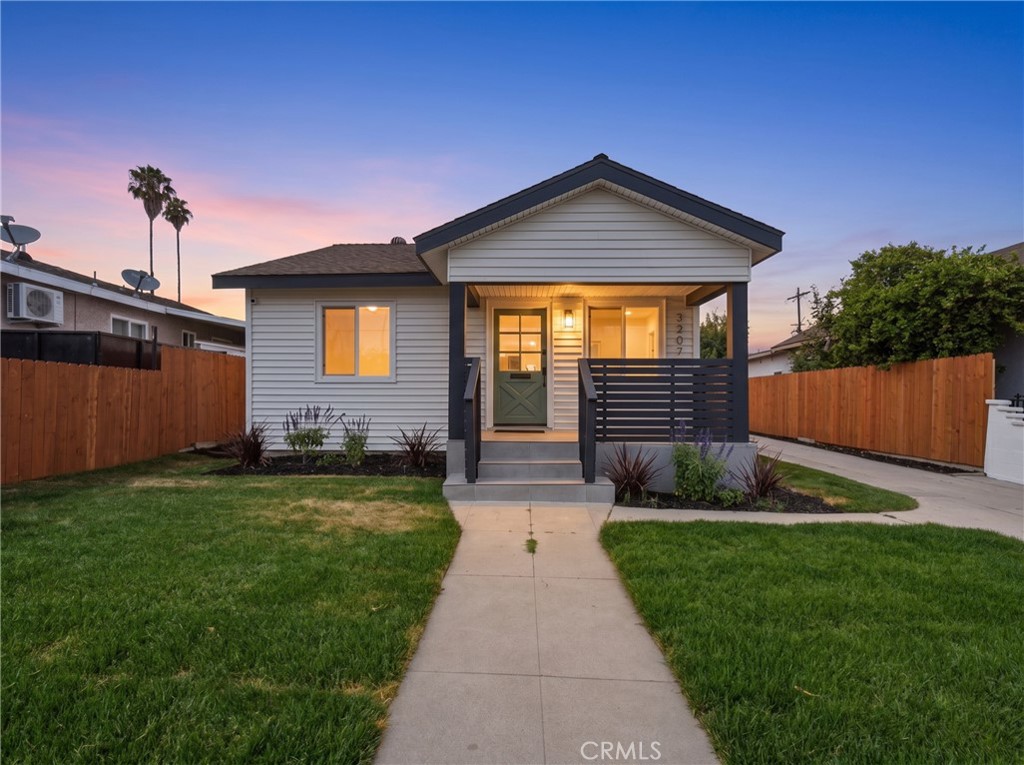3207 Garnet Property Photo 6