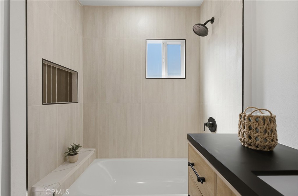 3207 Garnet Property Photo 34