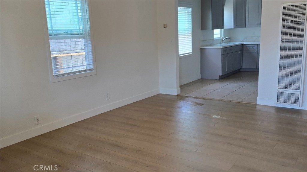 11667 Elm Property Photo 4
