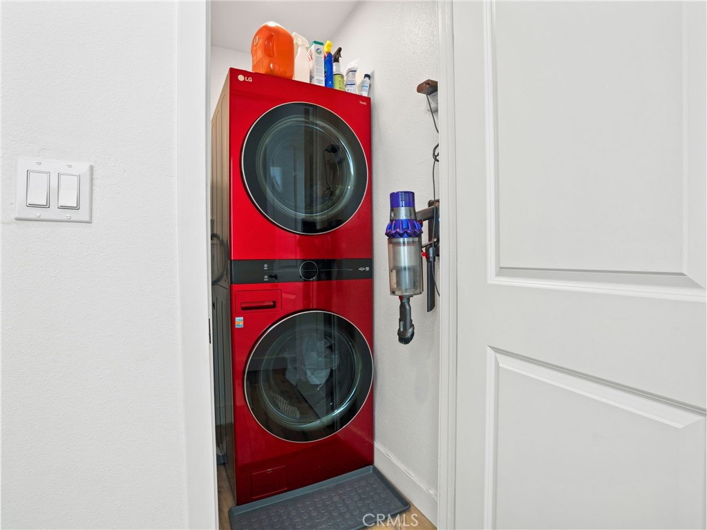 1167 Fickewirth Property Photo 17