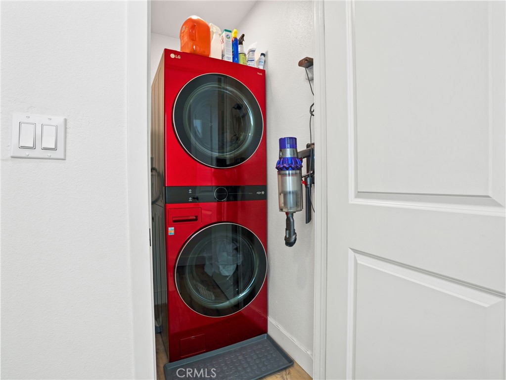 1167 Fickewirth Property Photo 17