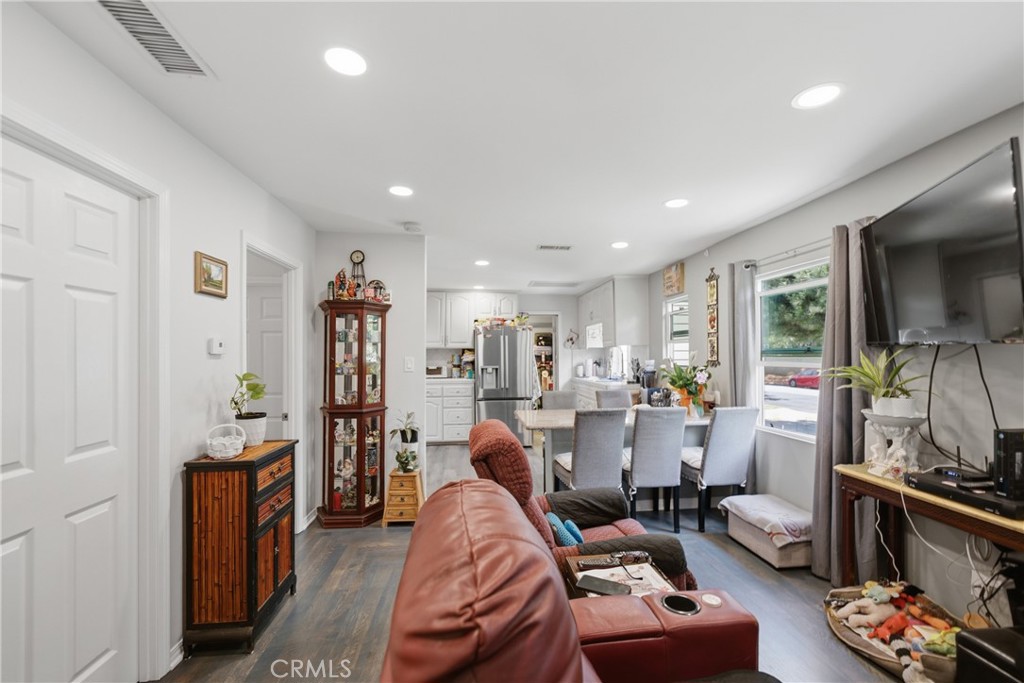 1164 Mentone Property Photo 23