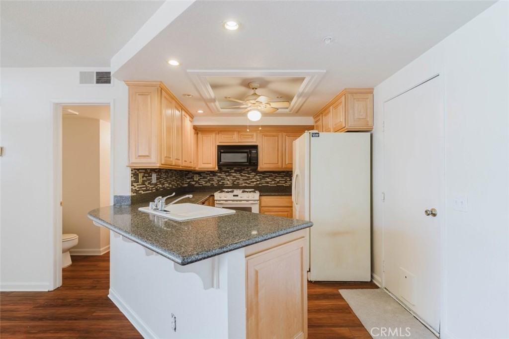 1677 Crystal Canyon Drive Property Photo 11