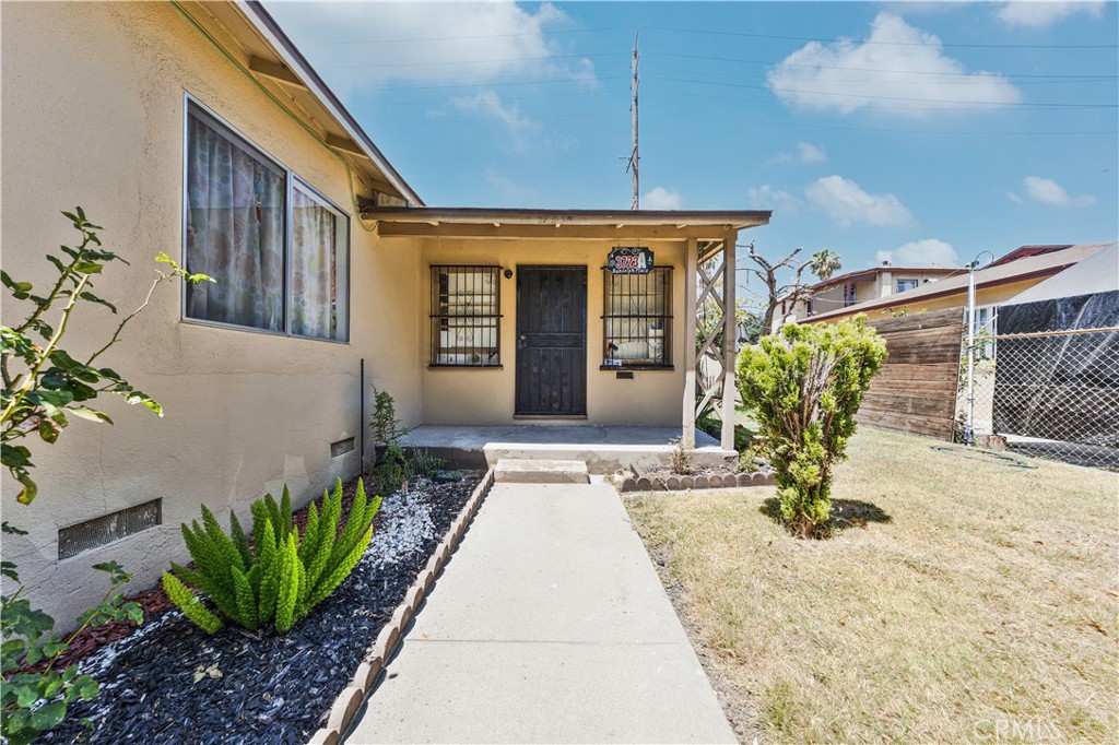 3723 Randolph Place Property Photo 4