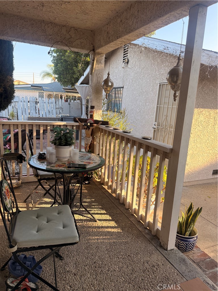4458 Stewart Avenue Property Photo 2
