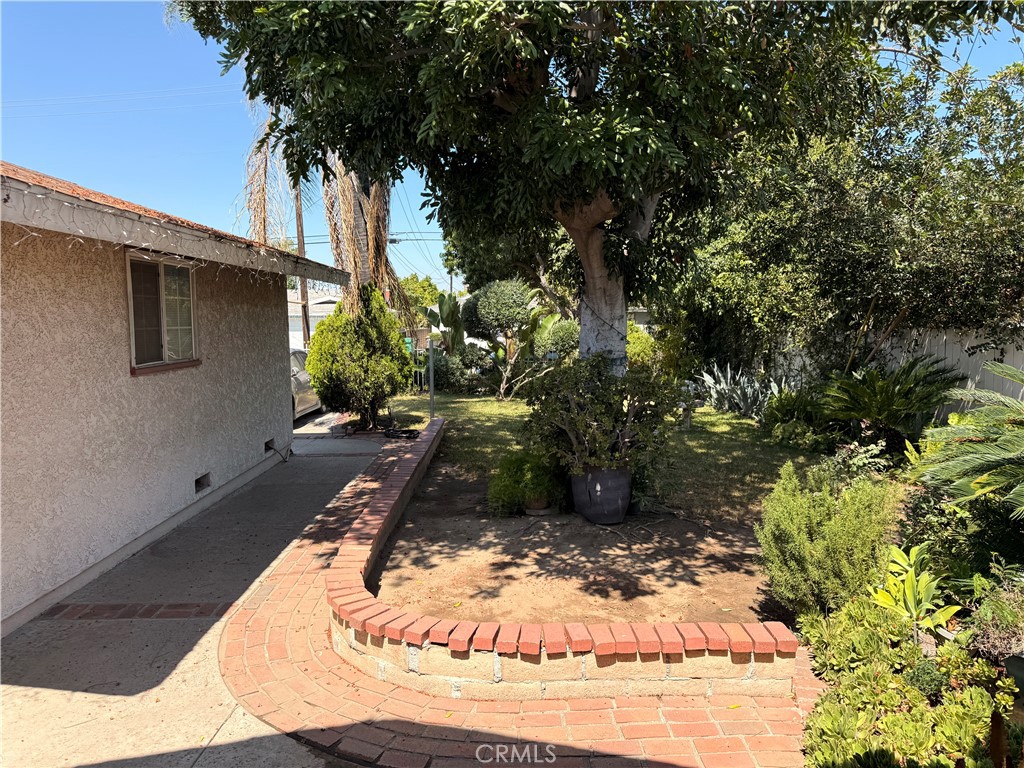 4458 Stewart Avenue Property Photo 8