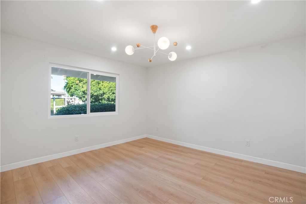 1185 La Subida Court Property Photo 3