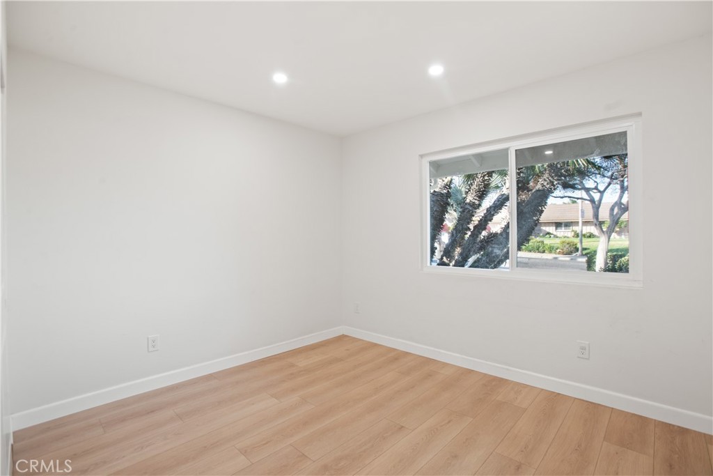 1185 La Subida Court Property Photo 5