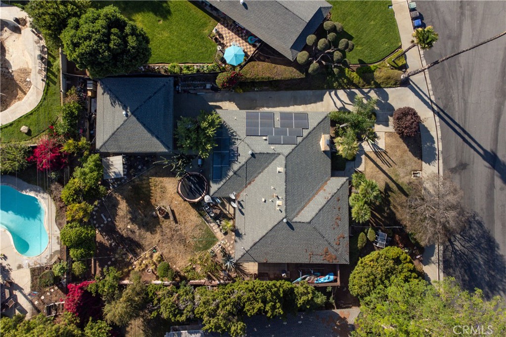 1185 La Subida Court Property Photo 33