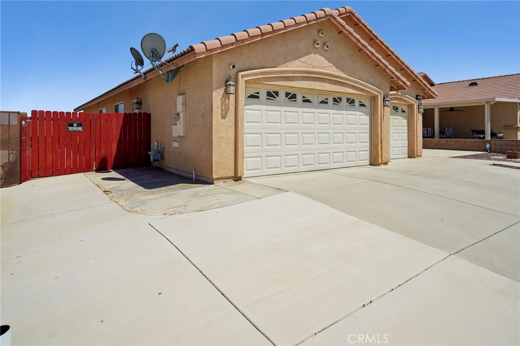 14375 Caroline Property Photo 5