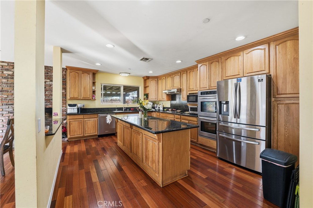 6545 Dos Rios Rd Property Photo 11