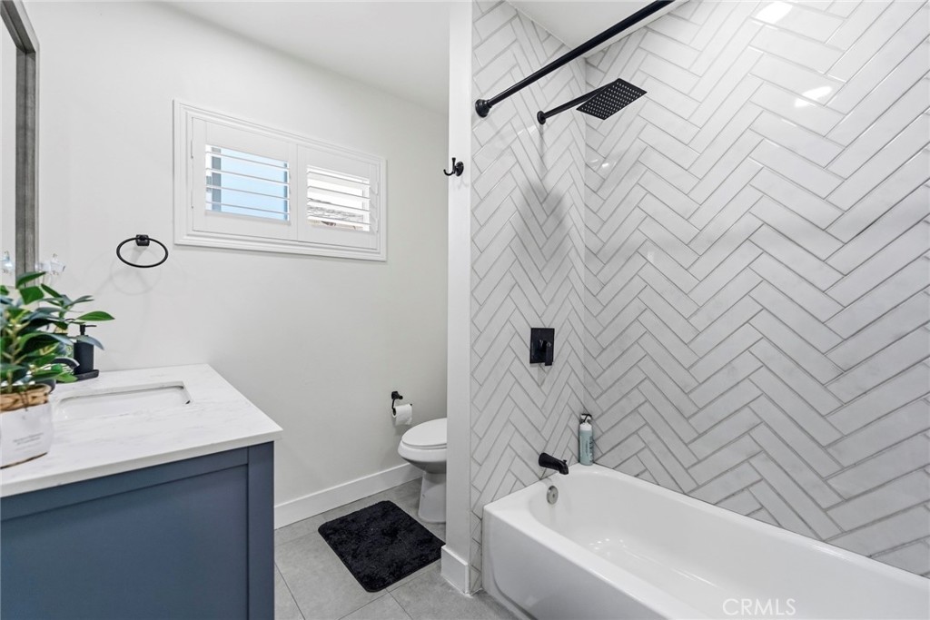1111 N Calera Property Photo 16