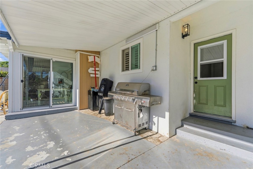 1111 N Calera Property Photo 39