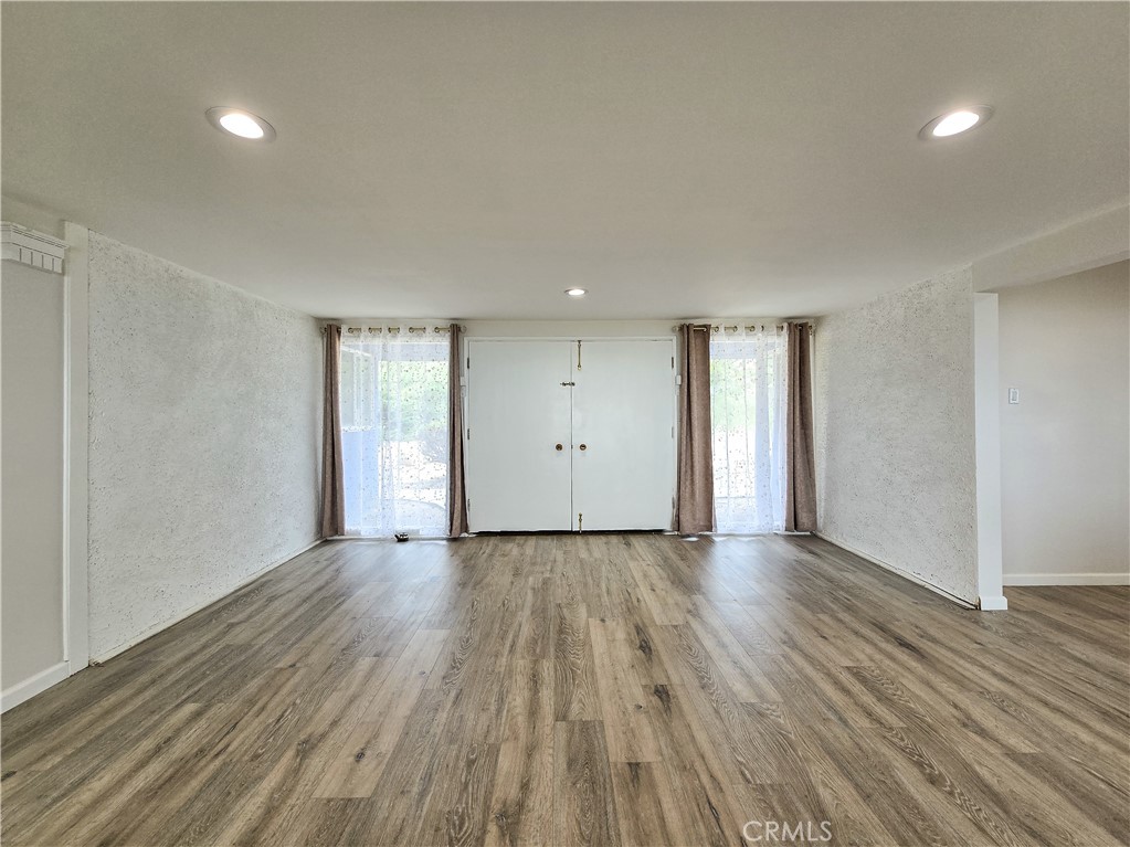 31611 157th E Property Photo 8