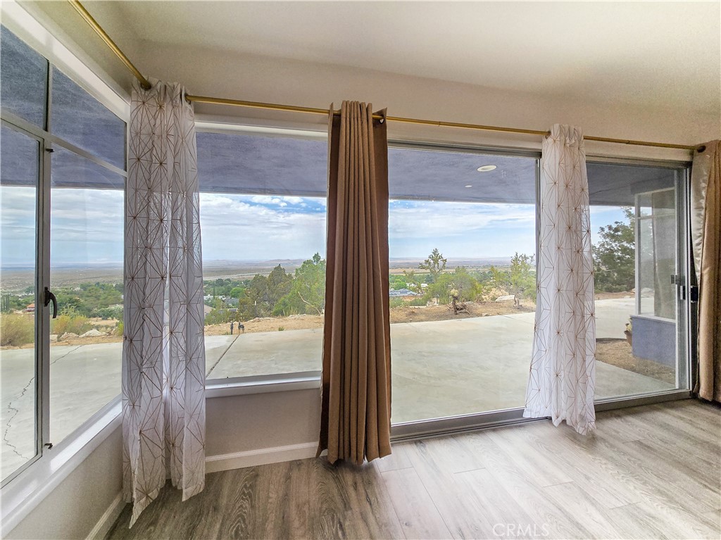 31611 157th E Property Photo 17