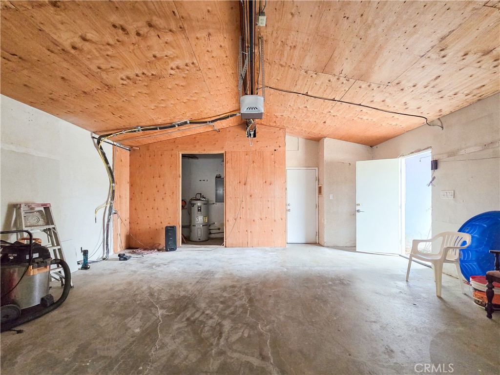 31611 157th E Property Photo 42