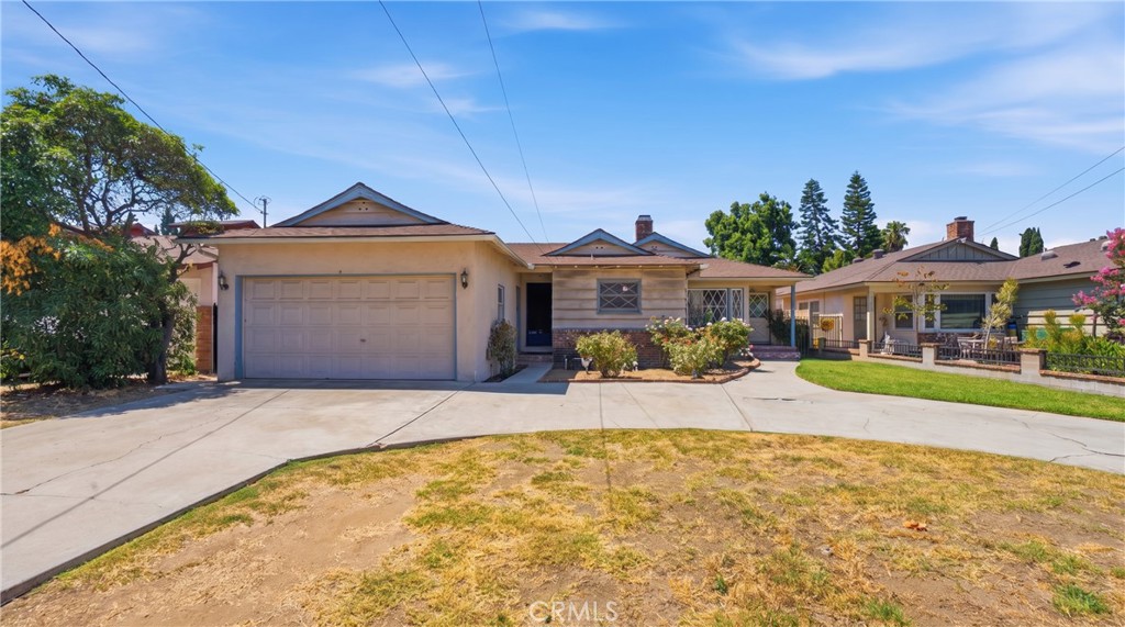 1226 W Mc Gill Property Photo 1