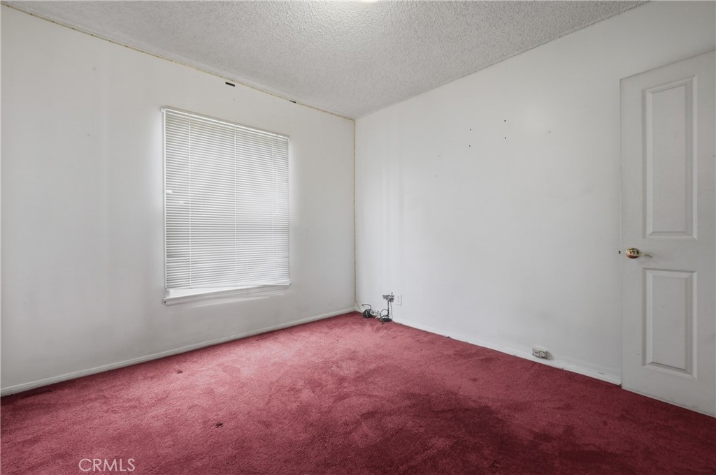 2412 W Tichenor Street Property Photo 20