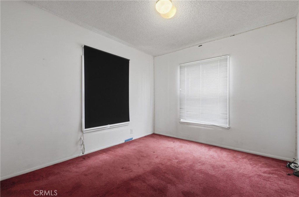 2412 W Tichenor Street Property Photo 21