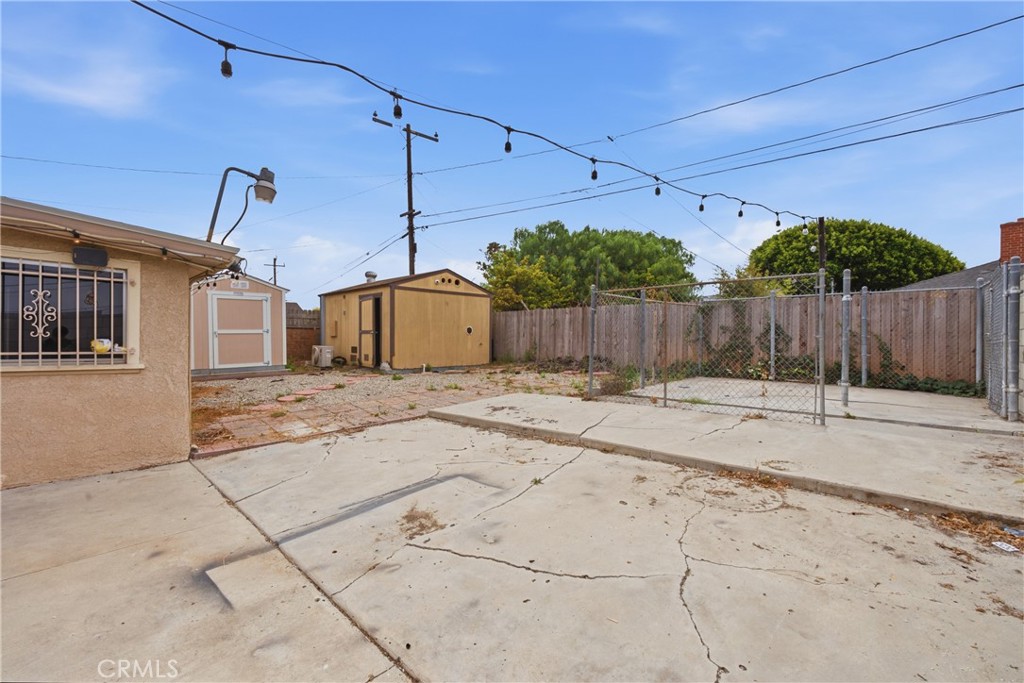 2412 W Tichenor Street Property Photo 28