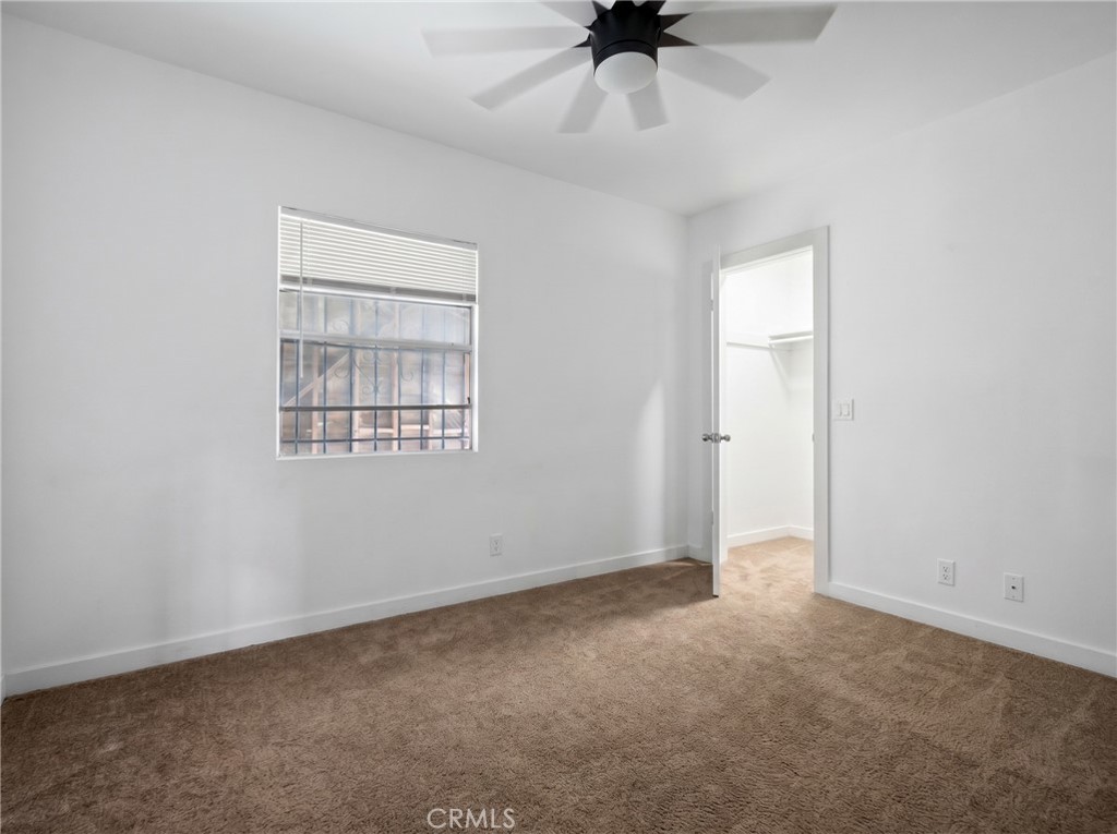 428 E Oaks Property Photo 40