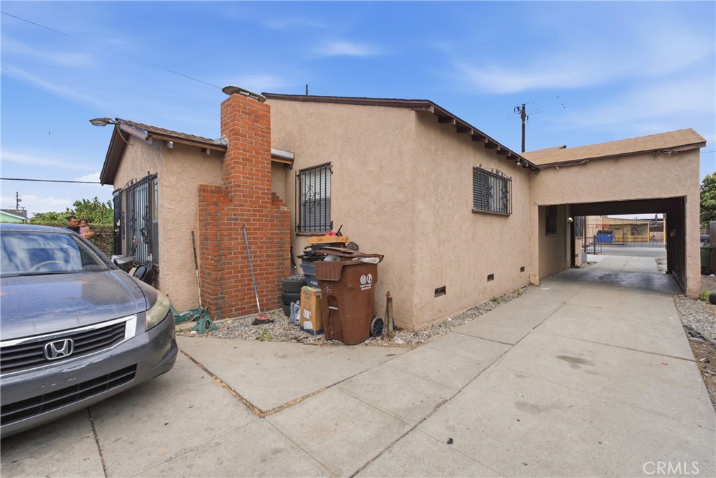 428 E Oaks Property Photo 49