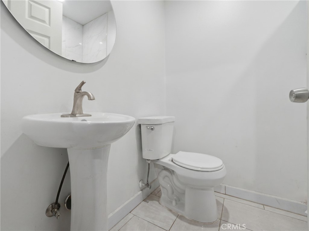 428 E Oaks Property Photo 58