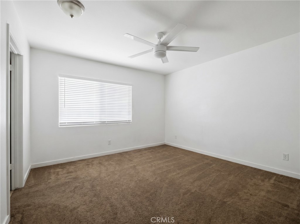 428 E Oaks Property Photo 59