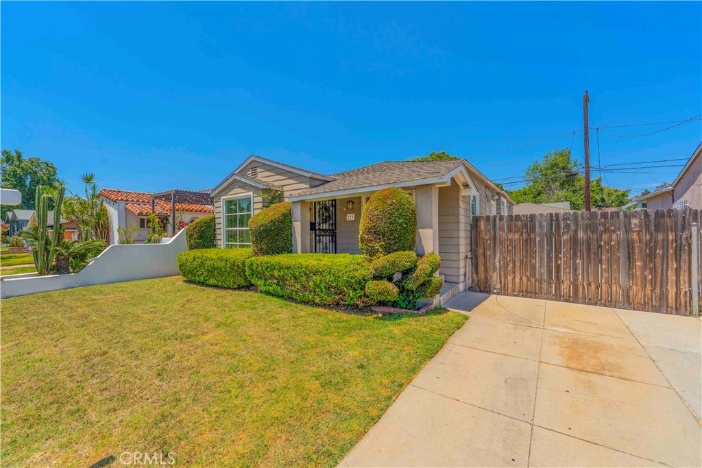 219 E Bort Street Property Photo 2