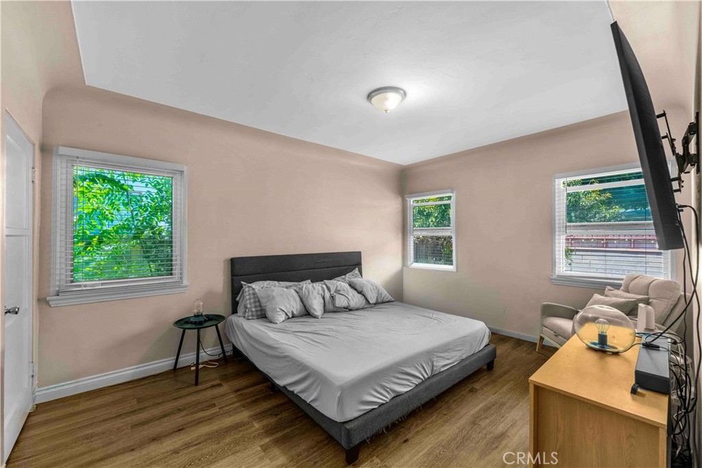 219 E Bort Street Property Photo 13