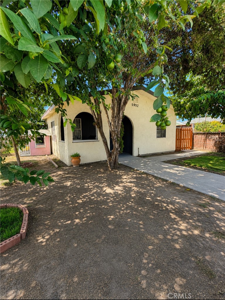 5952 Priory Property Photo 3