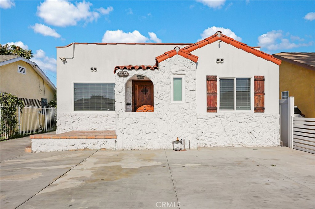6612 2nd Property Photo 3