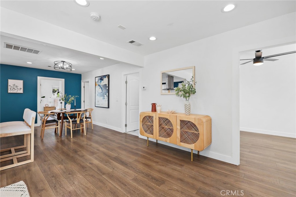 6612 2nd Property Photo 9