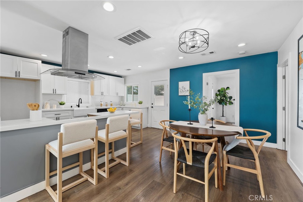 6612 2nd Property Photo 11