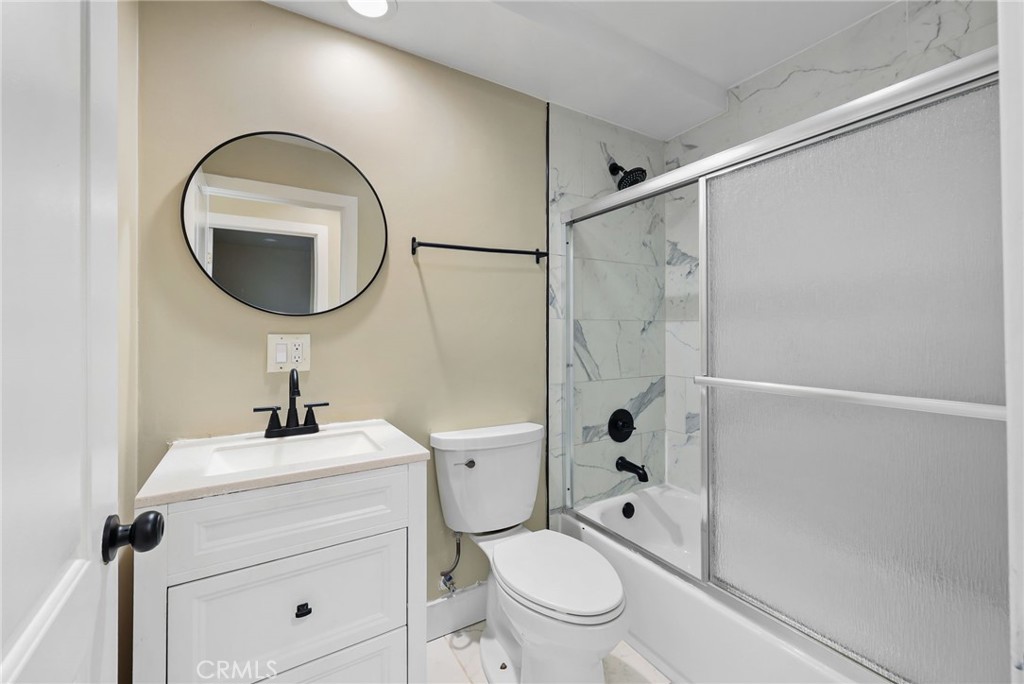 6612 2nd Property Photo 33