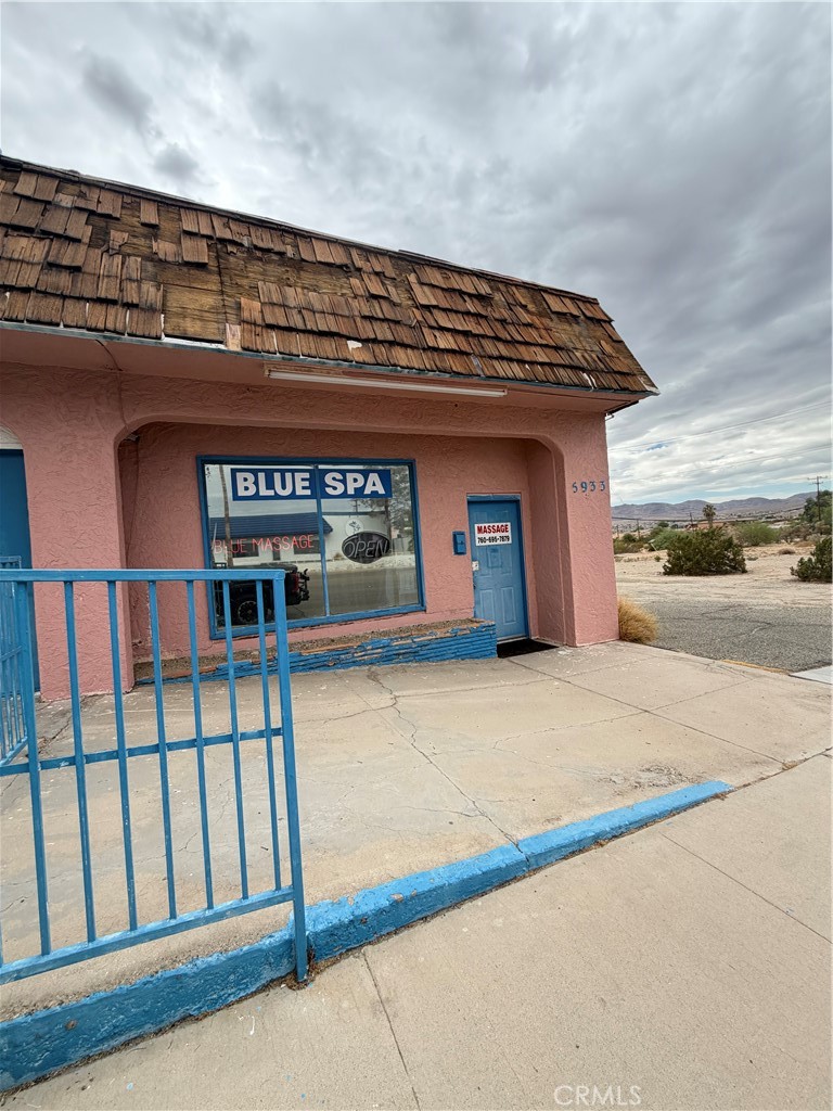 5929 Adobe Property Photo 2