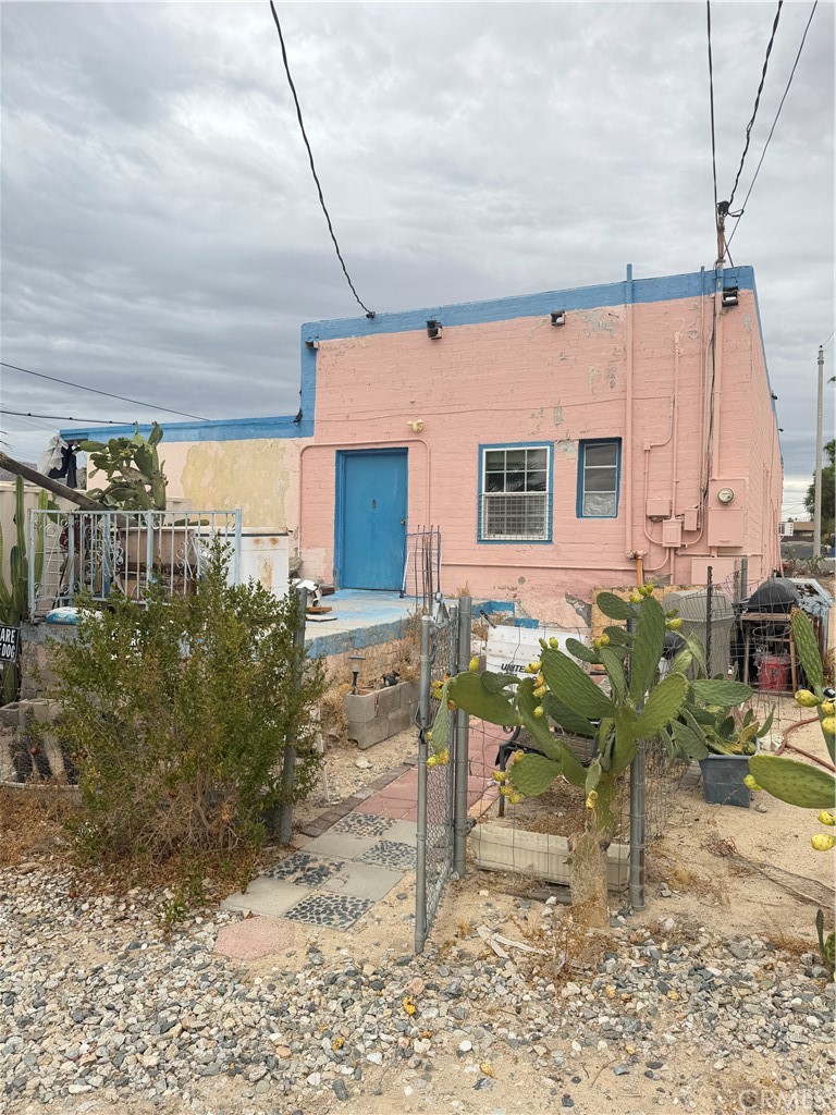 5929 Adobe Property Photo 5