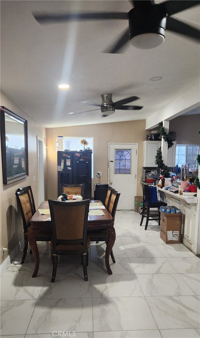 960 Stichman Property Photo 6