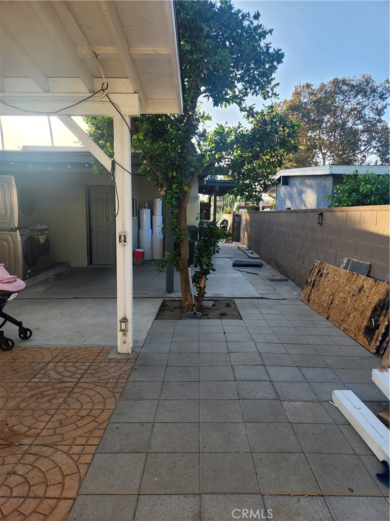 960 Stichman Property Photo 14