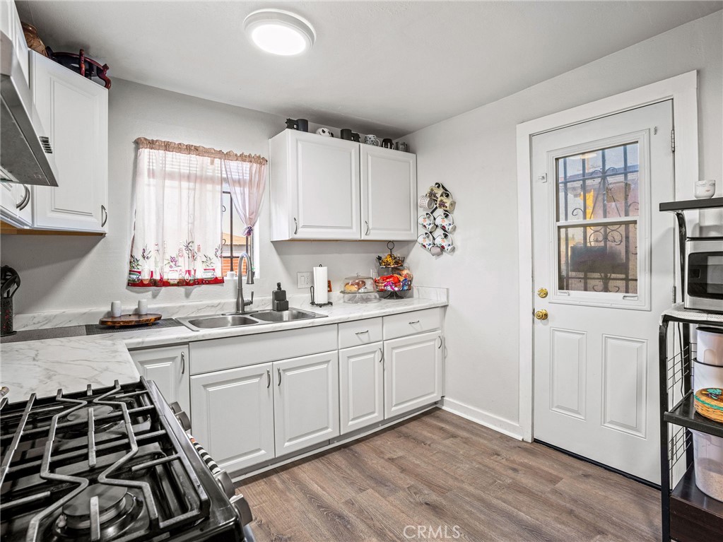 12400 S Wilmington Property Photo 17
