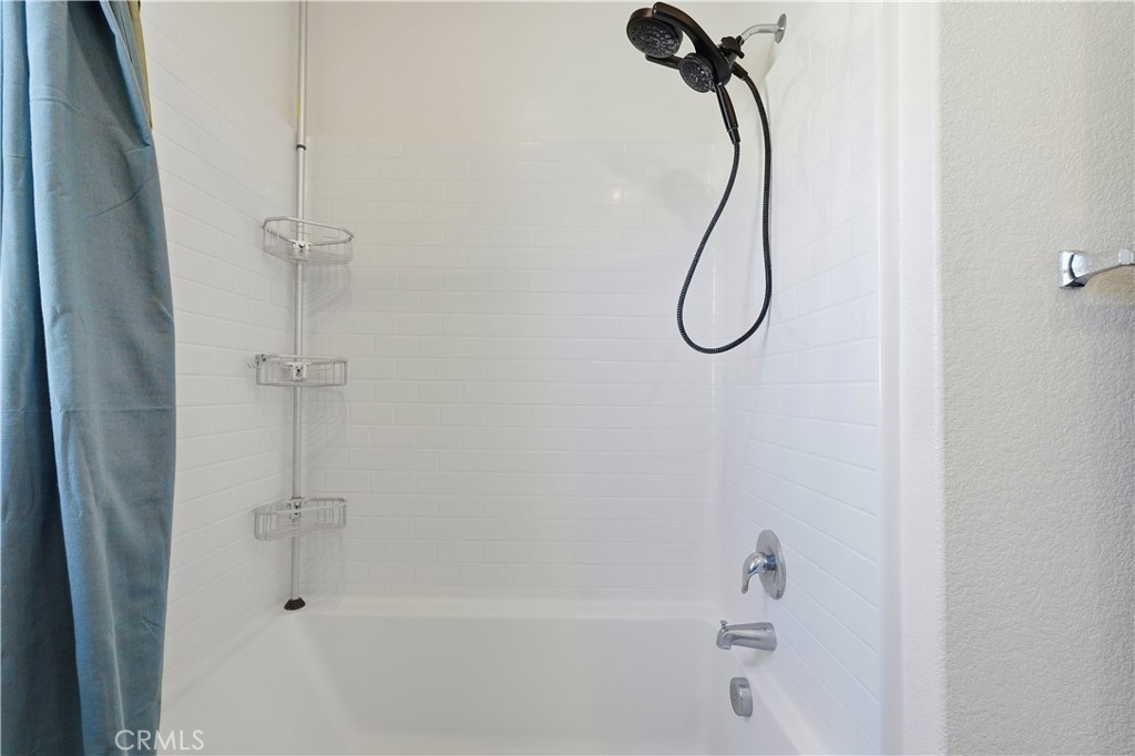 21185 Telegraph Property Photo 8