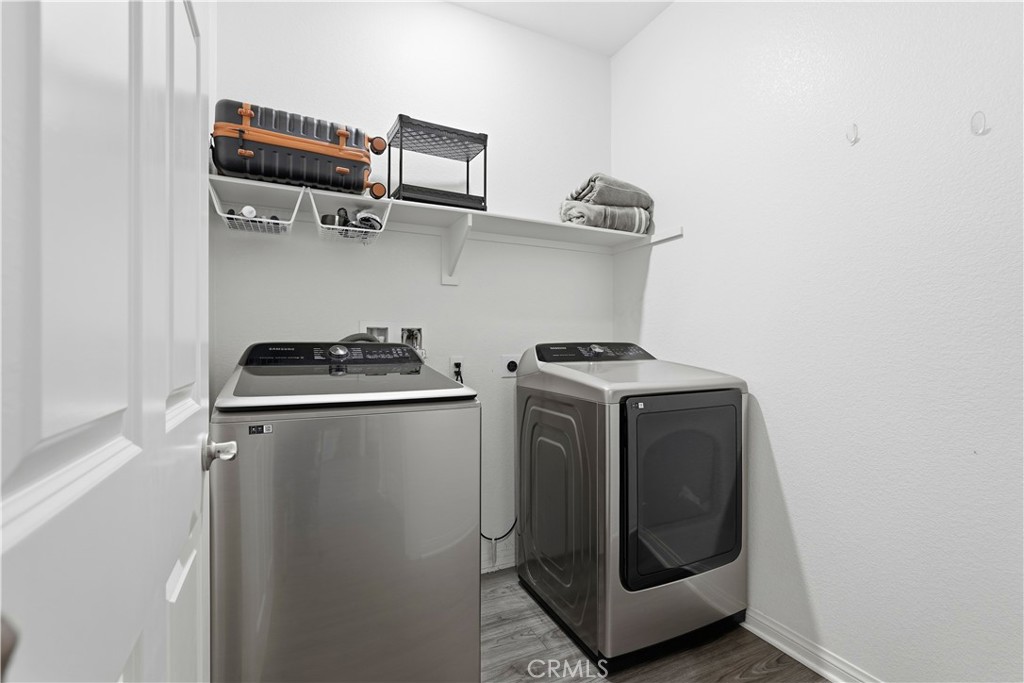 21185 Telegraph Property Photo 11